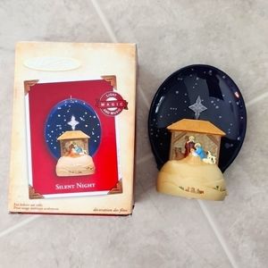 HALLMARK silent night keepsake 2004